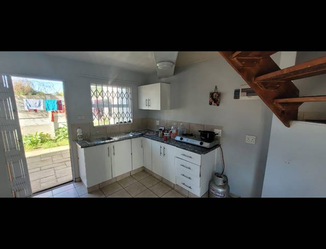 1 BEDROOM APARTMENT TO LET IN PELHAM